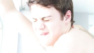 Anonymous Hookup Hunter Page & Luke Hass