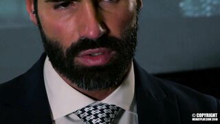 Control (Salvador Mendoza, Dani Robles)