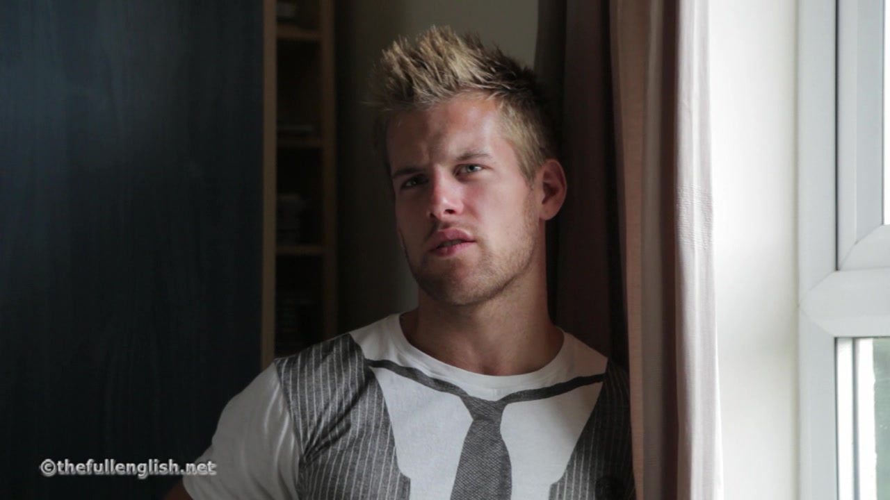 David Jones - Solo Gay Porn HD Online