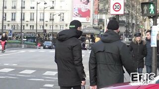 Maxence loaded by 2 guys