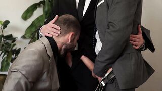 Drake Rogers Works Hard For Jeffrey Lloyd And Andrey Vic