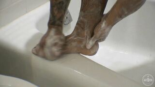 Bentley 2 - The Stock Broker