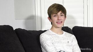 Aaron Roberts Solo Session