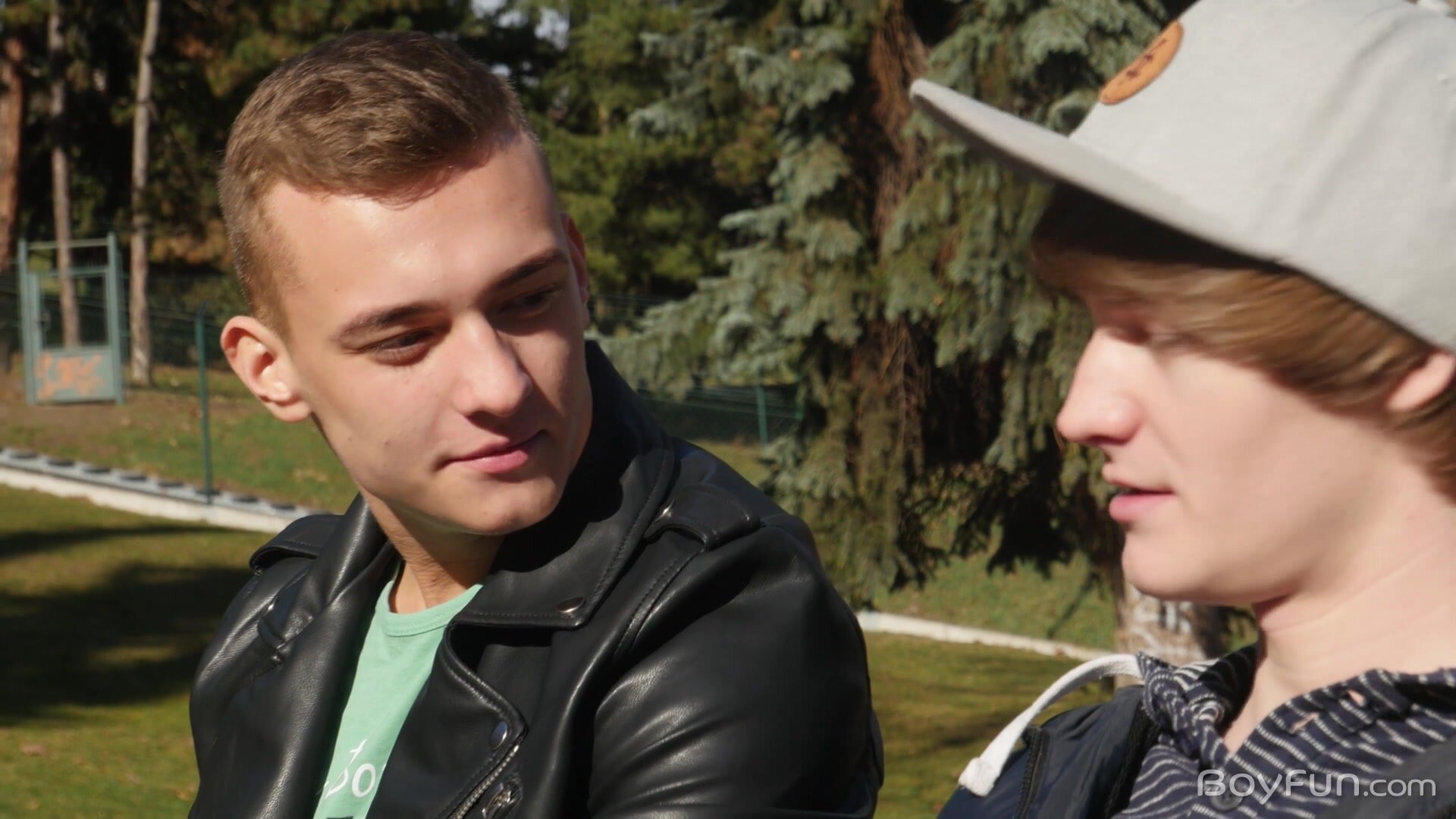 Bench Pressure (Antony Carter, Lucas Drake) Gay Porn HD Online