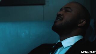 Stripper (Jason Vario, Skyy Knox)