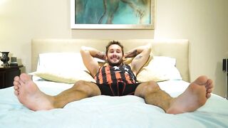 Dominic Santos breaks bisexual Jeff Powers