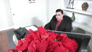 Secret Santa (Sam Northman, Topher Di Maggio)
