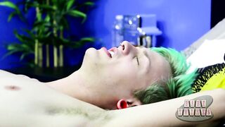 Bareback Bottom Boys Massive Facial!