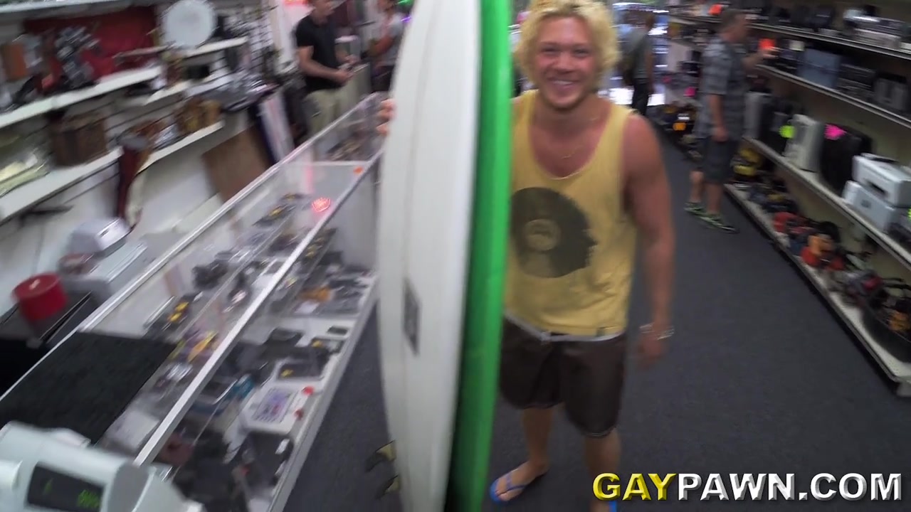 Blonde muscle surfer dude needs cash Gay Porn HD Online
