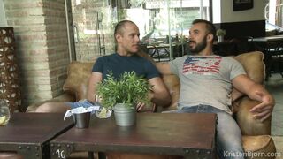 Hot Stuff: First Date (Xavi Duran, Devian)