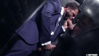 For The Glory (Hector De Silva, Josh Milk)