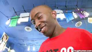 I Gotta million problems but a Thug ain't one