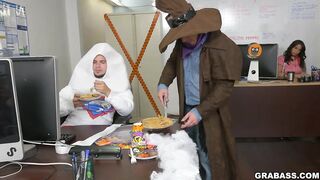 Jacking more than a lantern...