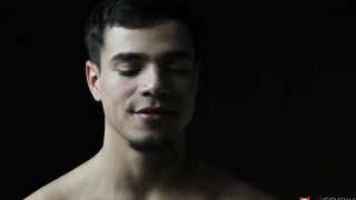 Model Spotlight - Levi Karter